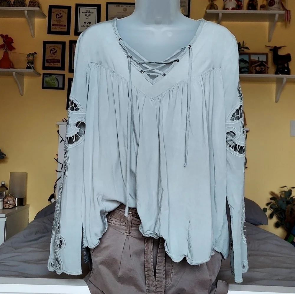 Blush Noir Lace-up Top - Picture 13 of 15